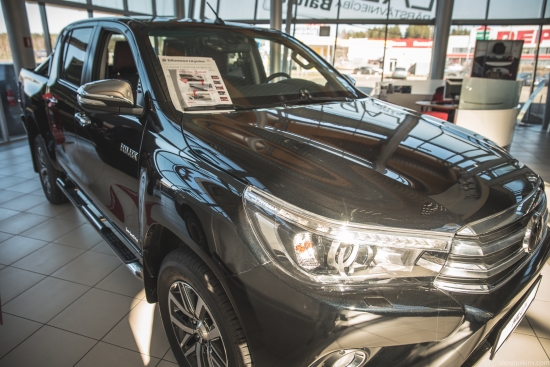 Пикапы Toyota Hilux подвела адгезия — отзыв в России
